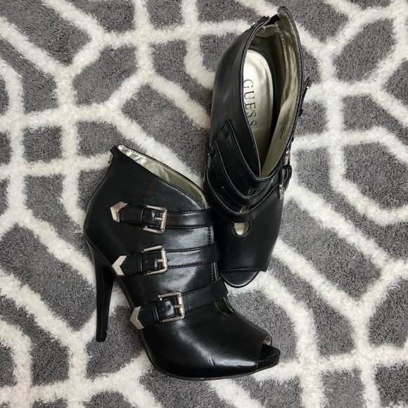 💫GUESS OPEN TOE BOOTIES WITH TRIPPLE BUCKLE sz8 - Picture 2 of 8